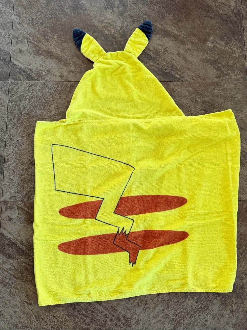 Pokémon Pikachu Hooded Bath Or Beach Towel Youth Child